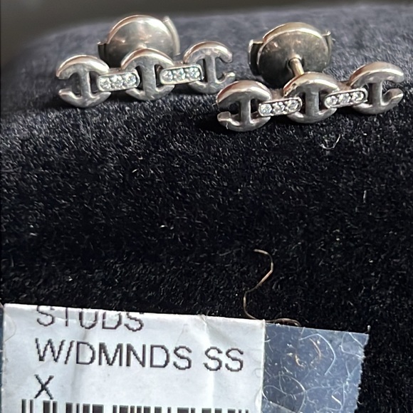 Hoorsenbuhs sterling earrings toggle with diamonds - Picture 12 of 16